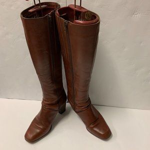 VINTAGE BANDOLINO LEATHER BOOTS
